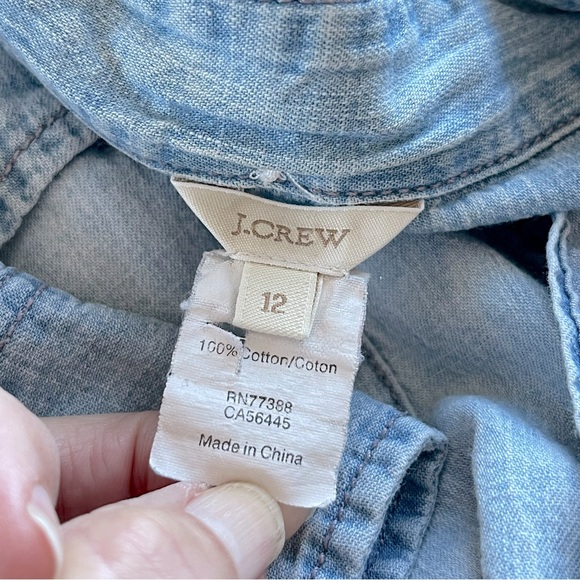 J Crew Womens Cotton Chambray Denim Button Up Shirt Roll Tab Sleeve Top, size 12 - Picture 4 of 4